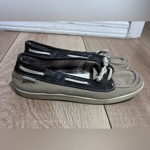 Roxy Tan Boat style slip on Shoes